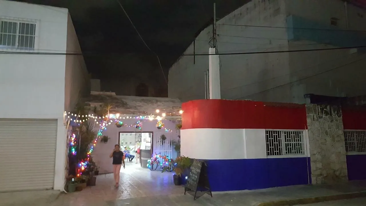 Amsterdam Experience Hostel Cancun 0*,  Mexico